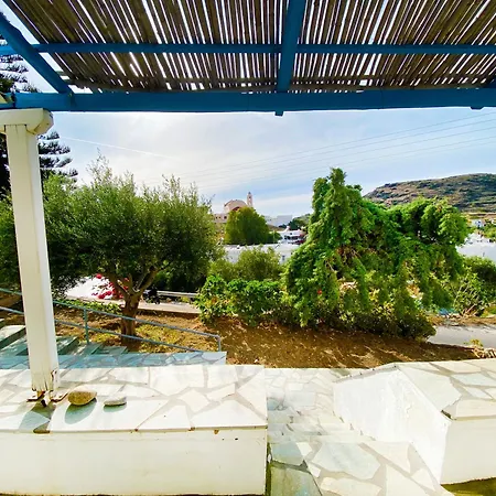 Apartment Loukia &