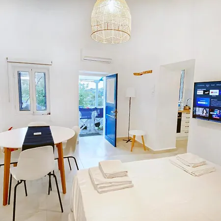Loukia & Apartment