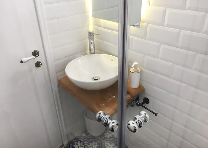 Loukia & Apartamento Kini