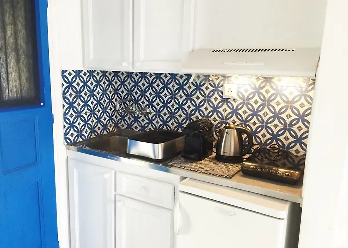 Apartamento Loukia & *