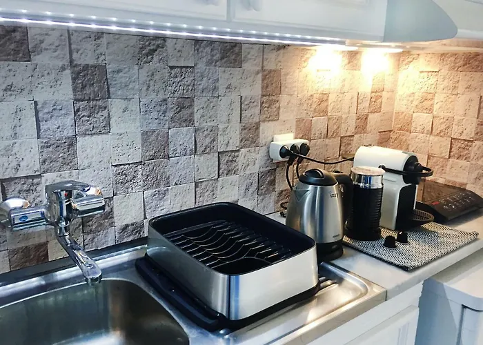 Apartamento Loukia & *