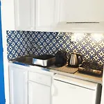 Apartament Loukia & *