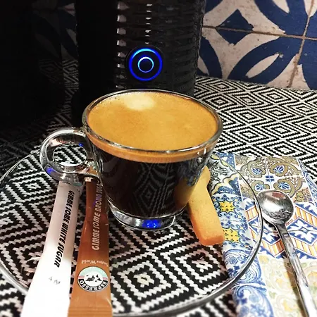 Loukia & * 金尼昂