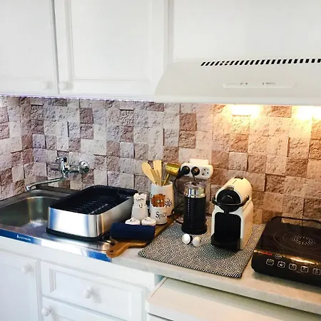 Loukia & Διαμέρισμα *