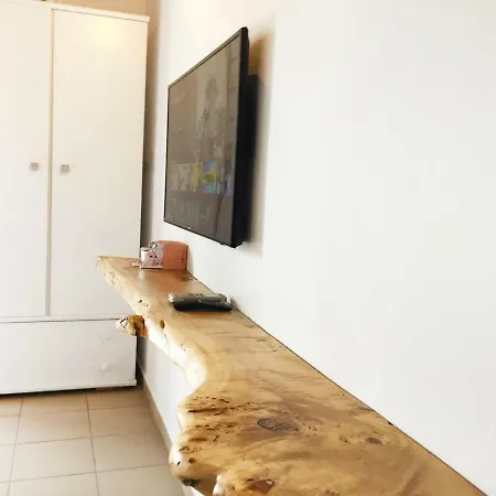 Loukia & Διαμέρισμα Κίνι